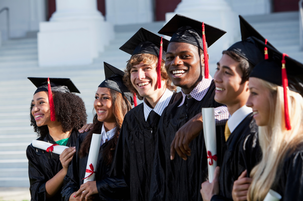 Celebrate the Milestone: The Best Ways to Print Your Graduation Photos