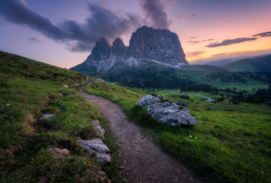 How to Use Leading Lines to Create More Dynamic Photos